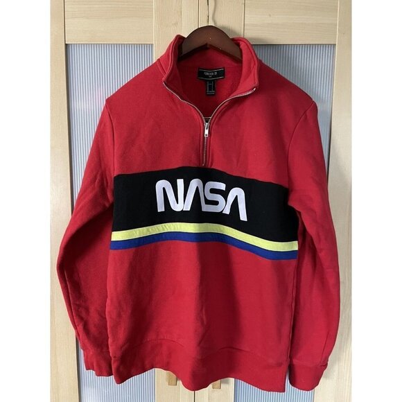 Forever 21 Men’s Red Long Sleeve Pullover Nasa 1/4 Zip Shirt Size Large sweater - Picture 2 of 5